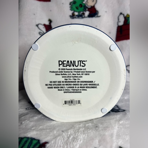 Peanuts Snoppy Happiness Is Cookies Canister,Ceramic Cookie Jar - Picture 5 of 5